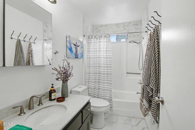 10960 Bluffside 102, Studio City, CA 91604 — photo 12 of 19