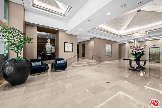 10724 Wilshire Boulevard 1001, Los Angeles, CA 90024 — photo 11 of 22