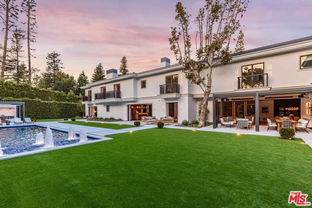 927 N Whittier Drive, Beverly Hills, CA 90210 — photo 53 of 55