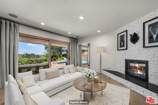 2144 Banyan Drive, Los Angeles, CA 90049 — photo 7 of 46