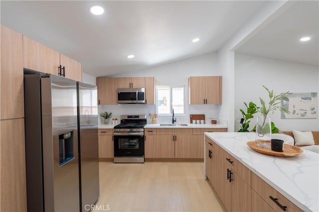 27316 Altamere Avenue, Canyon Country, CA 91351 — photo 6 of 25