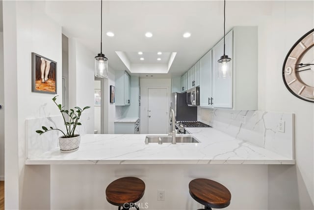 28127 Bobwhite Circle 98, Saugus, CA 91350 — photo 11 of 35