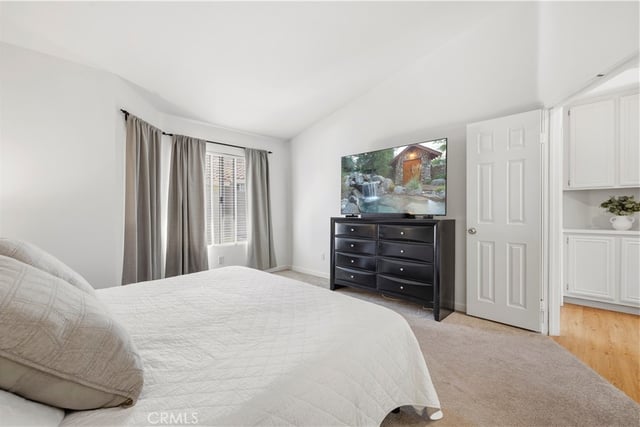 28127 Bobwhite Circle 98, Saugus, CA 91350 — photo 17 of 35