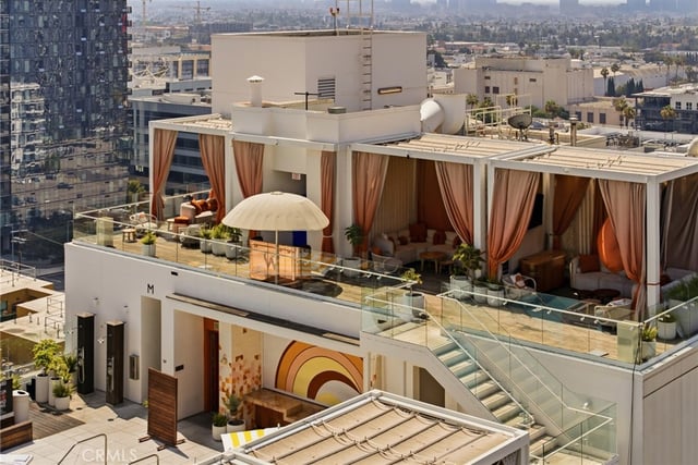 6250 Hollywood Boulevard 4M, Los Angeles, CA 90028 — photo 36 of 71