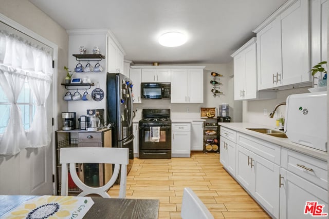 824 W Palmer Street, Compton, CA 90220 — photo 11 of 41
