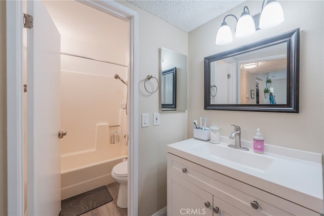 628 Daisy Avenue 225, Long Beach, CA 90802 — photo 7 of 24