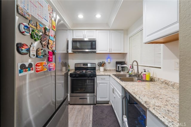 628 Daisy Avenue 225, Long Beach, CA 90802 — photo 8 of 24