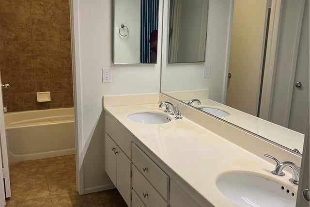 24151 Unit 345 Del Monte, Valencia, CA 91355 — photo 28 of 38