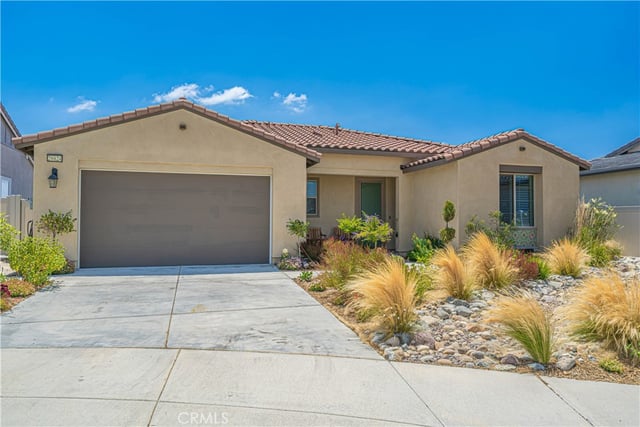 28824 Rise Court, Canyon Country, CA 91350 — photo 2 of 68