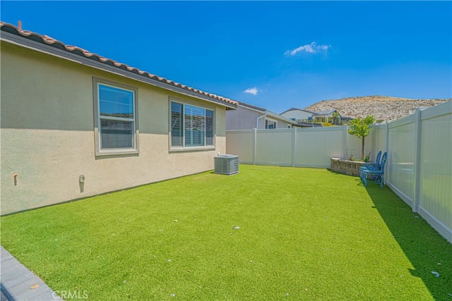 28824 Rise Court, Canyon Country, CA 91350 — photo 38 of 68
