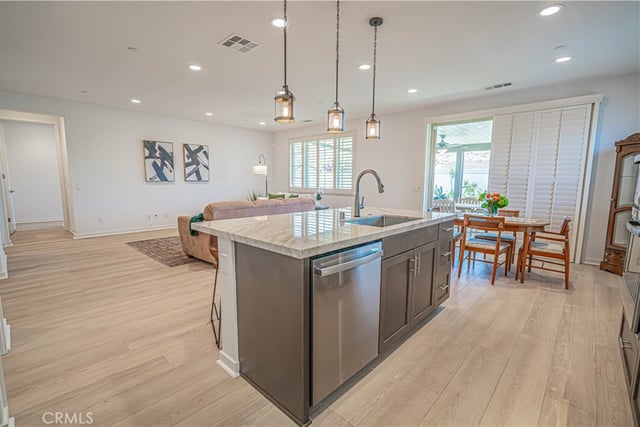 28824 Rise Court, Canyon Country, CA 91350 — photo 5 of 68