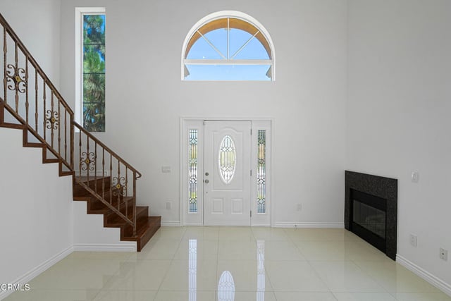 6164 Mesa Avenue, Los Angeles, CA 90042 — photo 5 of 32