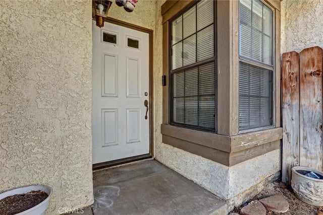 2812 Fairfield Avenue, Palmdale, CA 93550 — photo 4 of 41