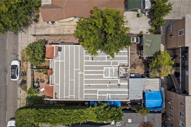 1154 N Wilton, Los Angeles, CA 90038 — photo 17 of 33