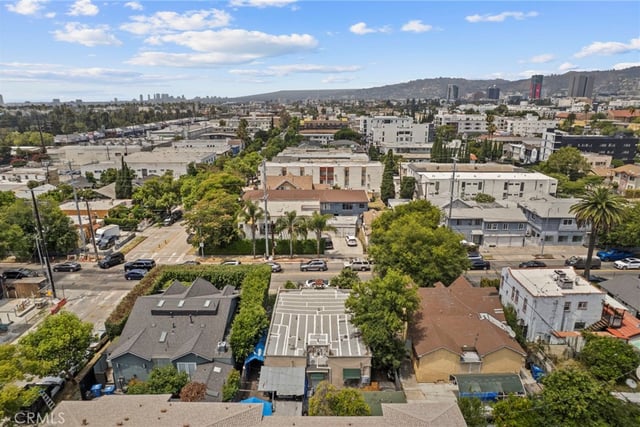 1154 N Wilton, Los Angeles, CA 90038 — photo 31 of 33