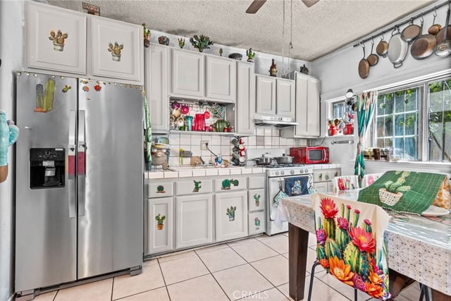 1154 N Wilton, Los Angeles, CA 90038 — photo 9 of 33