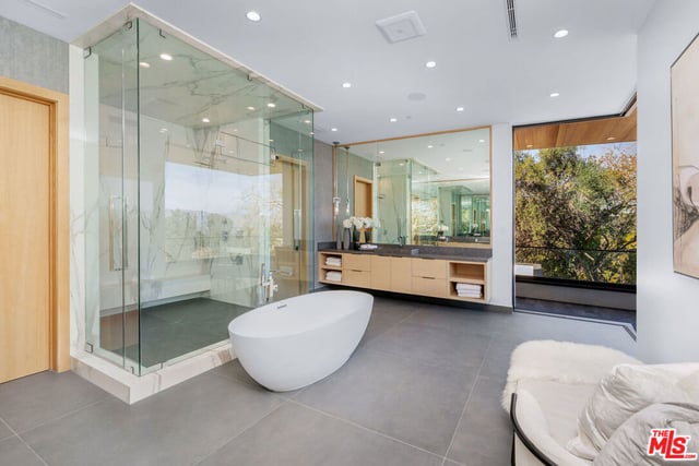 3951 Royal Oak Place, Encino, CA 91436 — photo 45 of 63