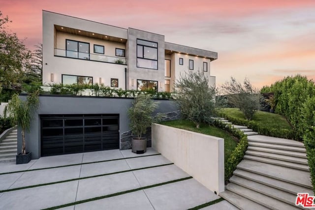 3951 Royal Oak Place, Encino, CA 91436 — photo 5 of 63