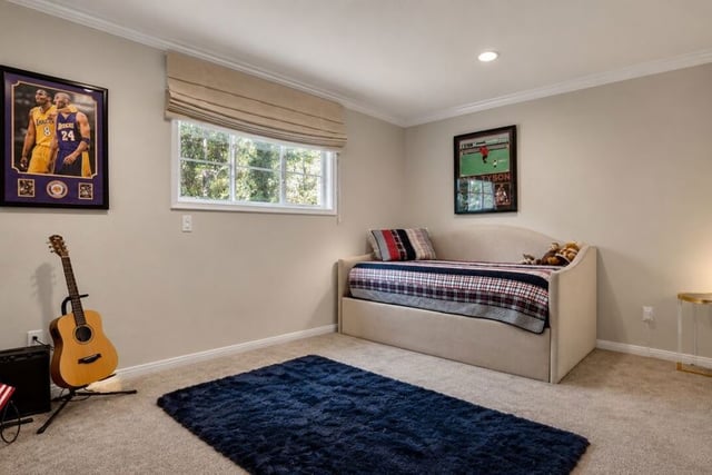 16201 Meadowcrest Road, Sherman Oaks, CA 91403 — photo 46 of 73