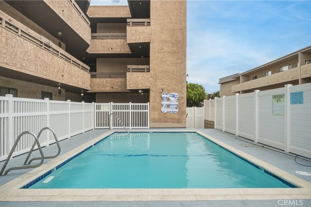 4675 Willis Avenue 105, Sherman Oaks, CA 91403 — photo 30 of 34