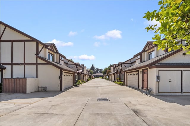 904 N 1st Avenue D, Arcadia, CA 91006 — photo 4 of 56