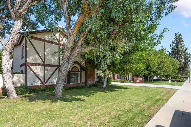 904 N 1st Avenue D, Arcadia, CA 91006 — photo 7 of 56