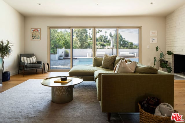 23811 Berdon Street, Woodland Hills, CA 91367 — photo 7 of 51