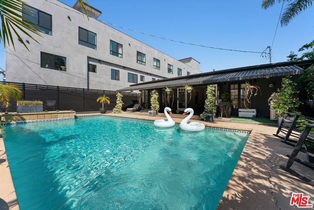 1903 Preuss Road, Los Angeles, CA 90034 — photo 34 of 44