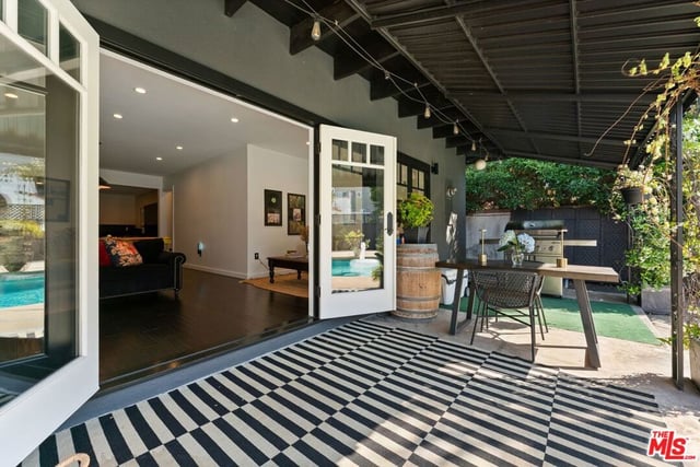 1903 Preuss Road, Los Angeles, CA 90034 — photo 37 of 44