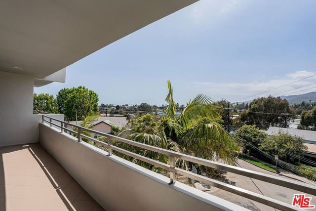 15480 Antioch Street 300A, Pacific Palisades, CA 90272 — photo 9 of 40