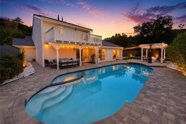 4301 Cezanne Avenue, Woodland Hills, CA 91364 — photo 34 of 46