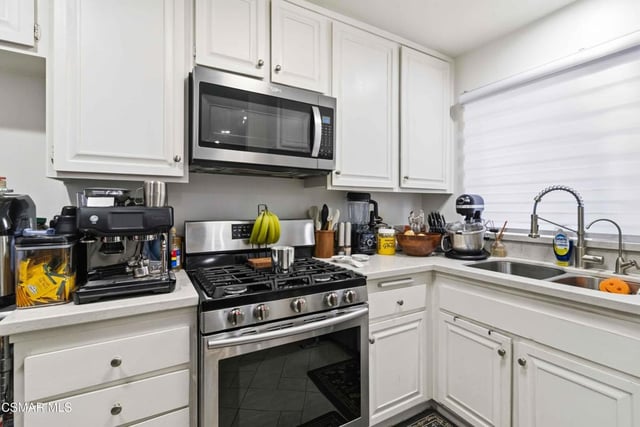 3444 Lockwood Court 18, Simi Valley, CA 93063 — photo 17 of 36