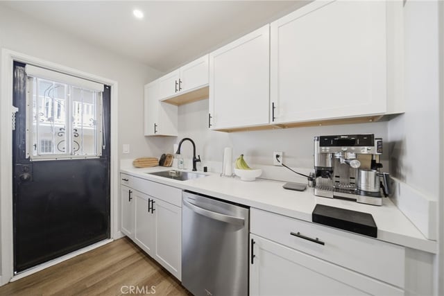 5651 Clemson Street, Los Angeles, CA 90016 — photo 10 of 34