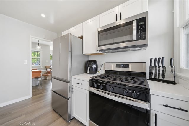 5651 Clemson Street, Los Angeles, CA 90016 — photo 7 of 34
