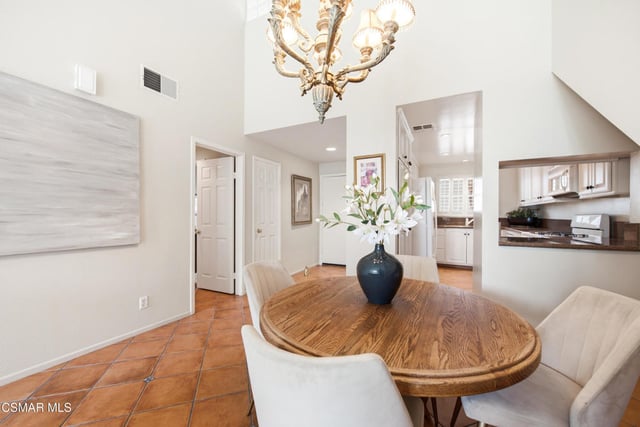 1133 9th Street 301, Santa Monica, CA 90403 — photo 7 of 35