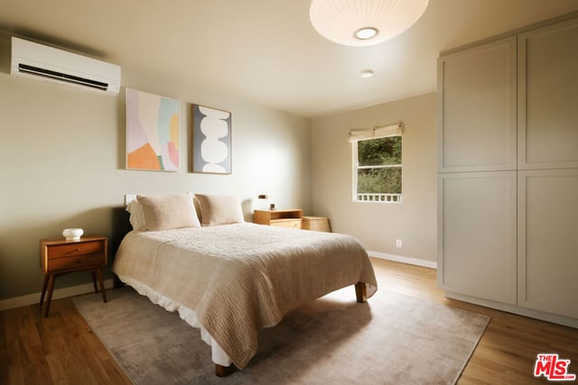 2041 N Alta Vista Avenue, Los Angeles, CA 90046 — photo 11 of 28