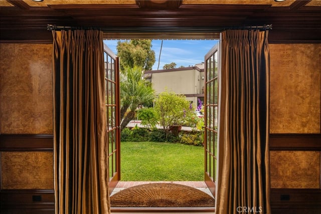 93 Giralda, Long Beach, CA 90803 — photo 17 of 66