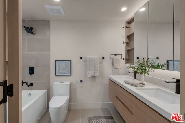 117 W Plymouth, Inglewood, CA 90302 — photo 13 of 32