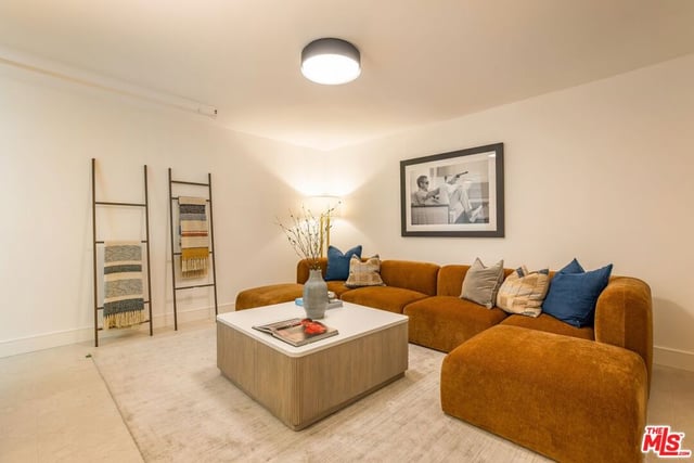 922 West Knoll Drive, West Hollywood, CA 90069 — photo 38 of 46