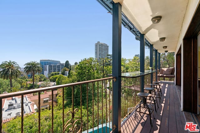 9140 St Ives Drive, Los Angeles, CA 90069 — photo 23 of 74