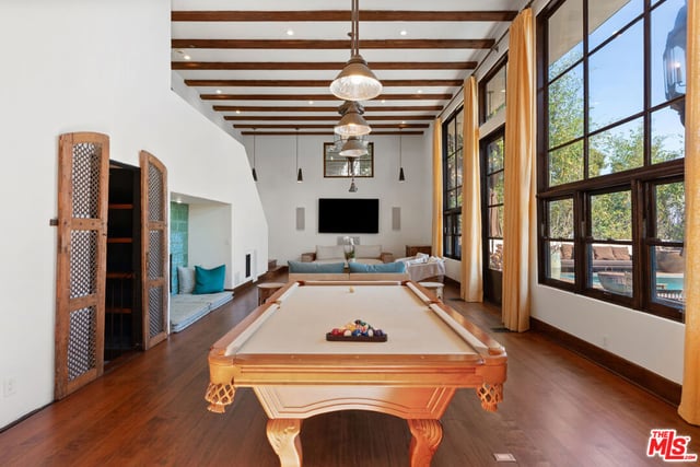 9140 St Ives Drive, Los Angeles, CA 90069 — photo 28 of 74