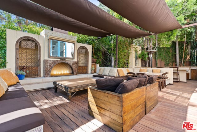9140 St Ives Drive, Los Angeles, CA 90069 — photo 5 of 74