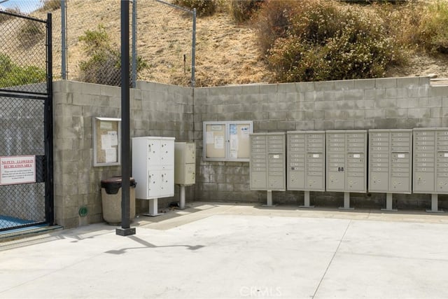 18209 Sierra 93, Canyon Country, CA 91351 — photo 43 of 54