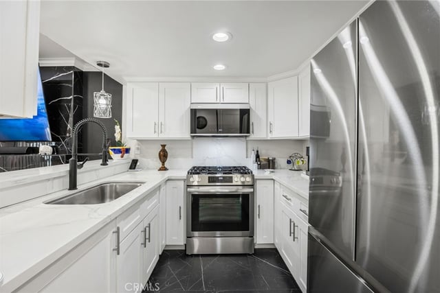 18209 Sierra 93, Canyon Country, CA 91351 — photo 7 of 54