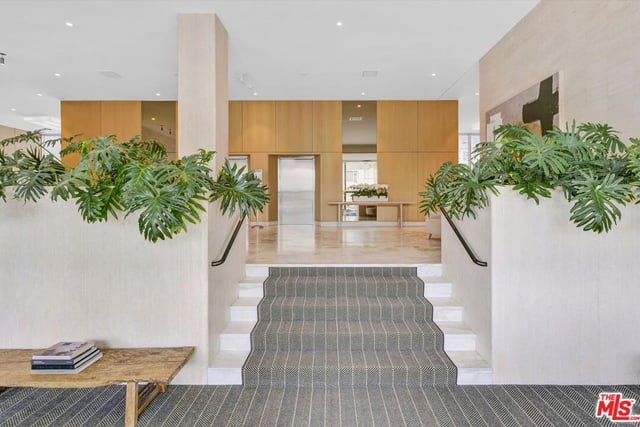 999 N Doheny Drive 601, West Hollywood, CA 90069 — photo 21 of 28