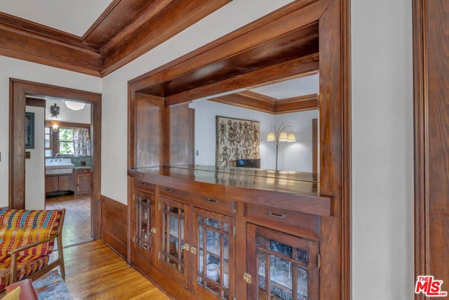 1812 S Bronson Avenue, Los Angeles, CA 90019 — photo 15 of 48