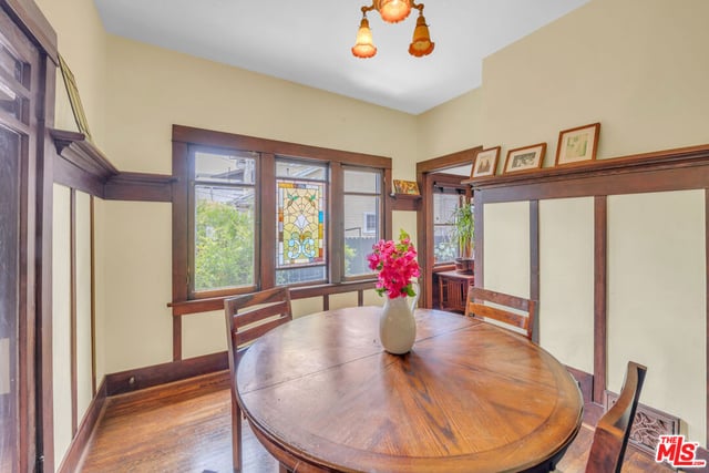 1812 S Bronson Avenue, Los Angeles, CA 90019 — photo 18 of 48