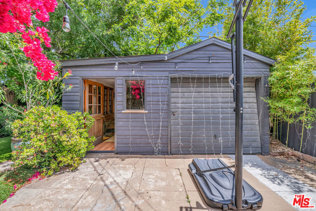 1812 S Bronson Avenue, Los Angeles, CA 90019 — photo 38 of 48
