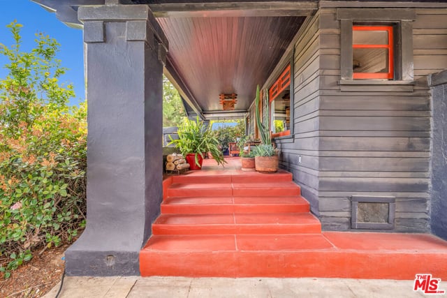 1812 S Bronson Avenue, Los Angeles, CA 90019 — photo 8 of 48