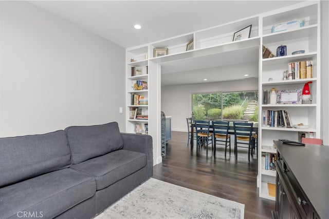 21809 Martinez, Woodland Hills, CA 91364 — photo 15 of 34